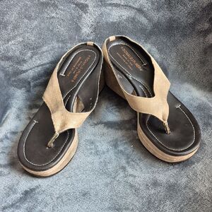 Donald J Pliner SHANA Size 8 Wedge Sandal